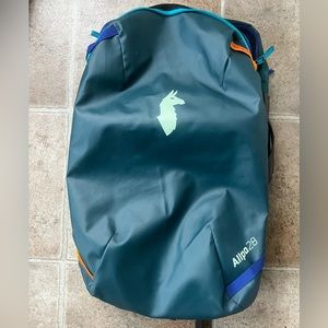 Cotopaxi Allpa 28L Travel Pack Backpack. Never been used. Retired color.